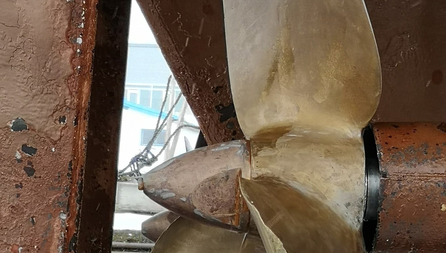 Ritan skrúva síða.jpg